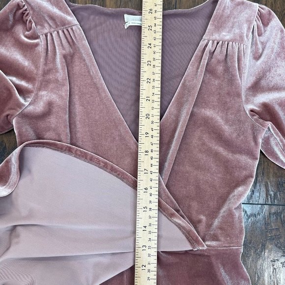 Urban Outfitters Romper XS Dusty Pink Velvet Wrap-Front Long Sleeve Stretch - Picture 12 of 16